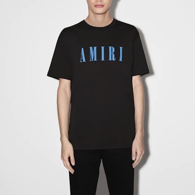 AMIRI FW22 黑色T恤藍色字母印花休閒短袖T恤 PS23MJL016-001 Lookbook AMIRI FW22 黑色T恤藍色字母印花休閒短袖T恤 PS23MJL016-001