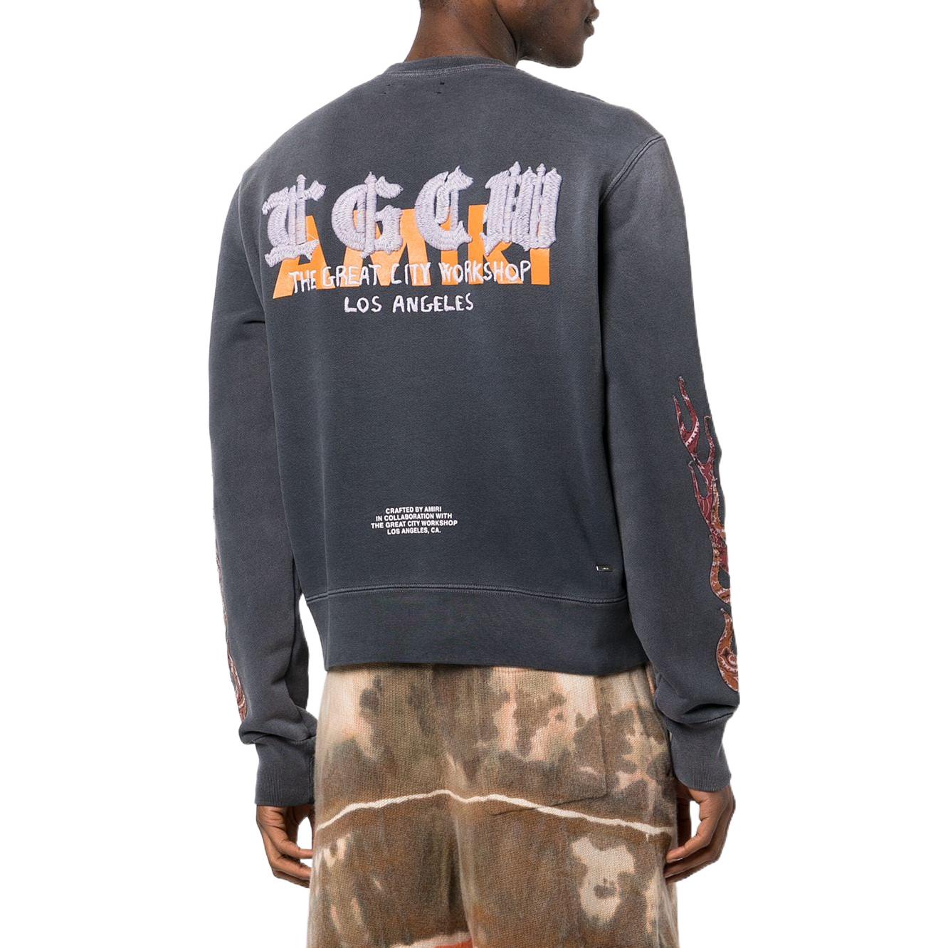 Shop AMIRI FW22 男款刺繡火焰灰色長袖套頭衫。 ps22mjg030