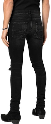 AMIRI FW22 Jeans Skinny Hitam Dengan Patch Paisley Distressed PF22MDS003D023 Shop AMIRI FW22 Jeans Skinny Hitam Dengan Patch Paisley Distressed PF22MDS003D023