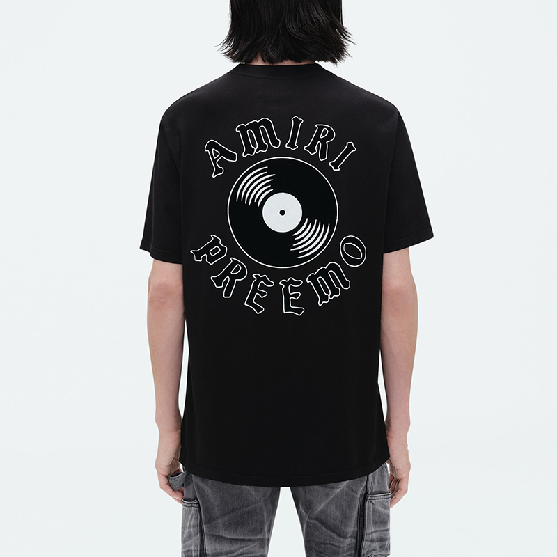 Shop AMIRI FW23 黑色T恤 字母唱片圖案印花 AW23MJG009-001