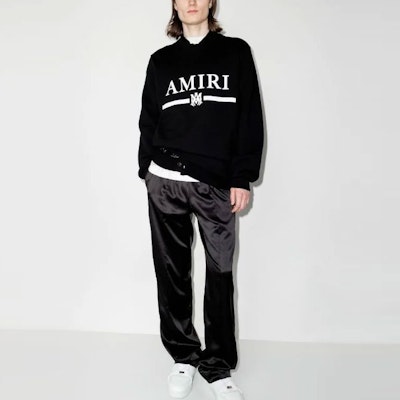 アミリ SS22 ロゴプリント クルーネックプルオーバースウェット メンズ ブラック SS22MJL011-001 Lookbook アミリ SS22 ロゴプリント クルーネックプルオーバースウェット メンズ ブラック SS22MJL011-001