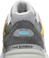Amoeba Music x Nice Kicks x New Balance 992 Made in USA 'Kelabu Kuning' M992NK1 Sizing Amoeba Music x Nice Kicks x New Balance 992 Made in USA 'Kelabu Kuning' M992NK1