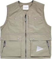 and wander Beige Solid Loose Fit Zip-Up Sleeveless Vest 5744181150-043 and wander Beige Solid Loose Fit Zip-Up Sleeveless Vest 5744181150-043