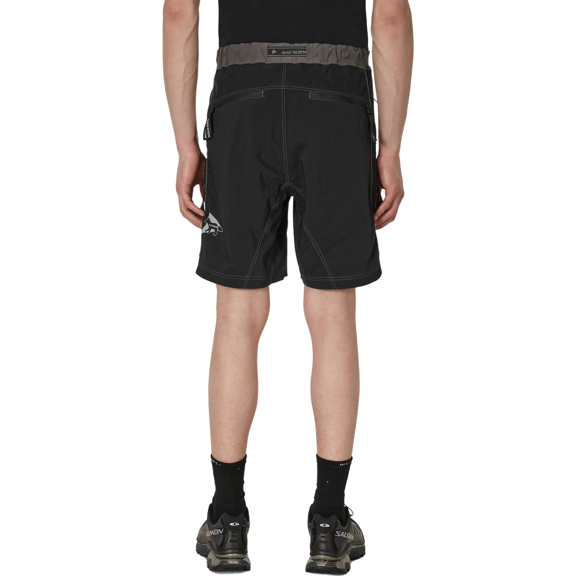 Shop and wander Seluar Pendek Cargo Hitam Longgar Mid-Rise 5743122901-010