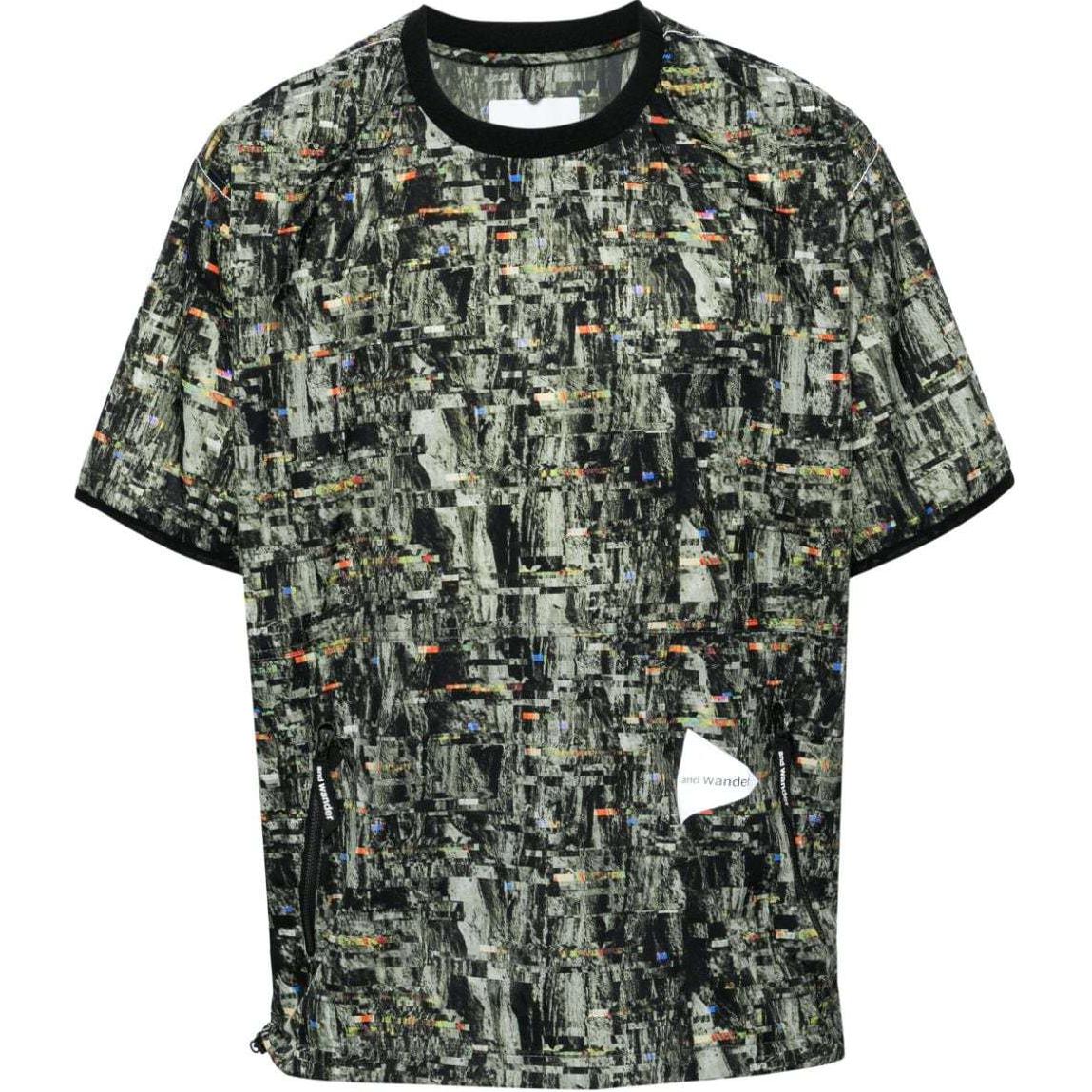 Order and wander Kemeja-T Leher Bulat Corak Camo Mosaic Hitam 5744121111