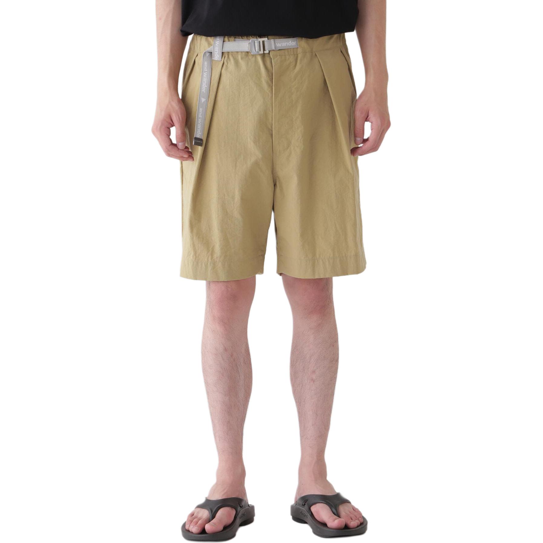 Shop and wander Seluar Pendek Lipat Tirus Logo Bersulam Coklat Terang. 5744182177M040