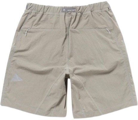 and wander SS24 Seluar Pendek Hiking Ringan dengan Cetakan Huruf - Kelabu 5744152142-020 Lookbook and wander SS24 Seluar Pendek Hiking Ringan dengan Cetakan Huruf - Kelabu 5744152142-020