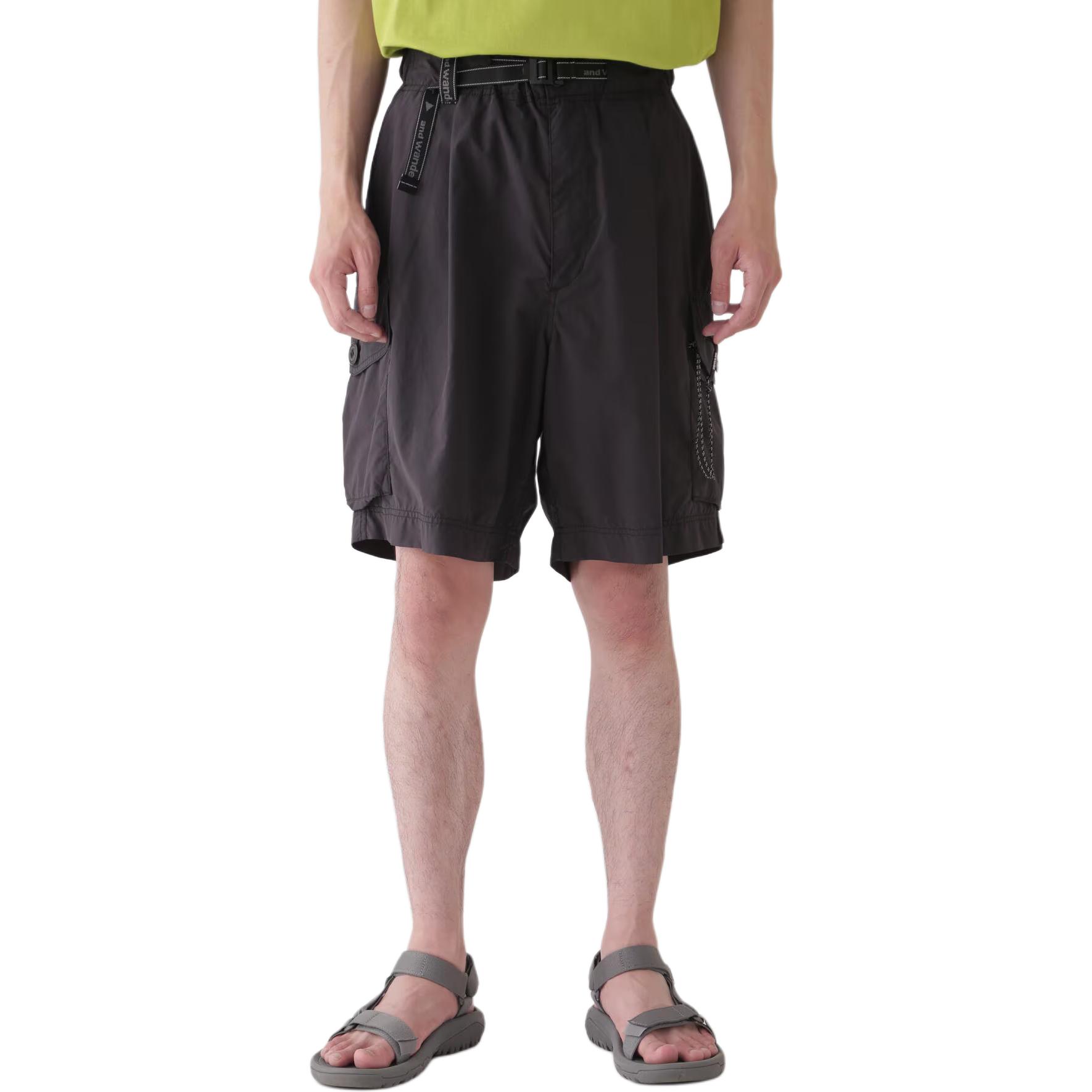 Shop and wander SS24 Seluar Pendek Uniseks Hitam Elastik Santai Utiliti 5744182170010