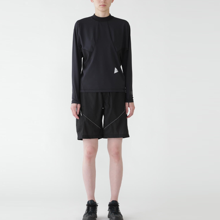 Shop and wander SS24 Unisex Hitam Seluar Pendek Kasual Poket Mid-Rise 5744122118