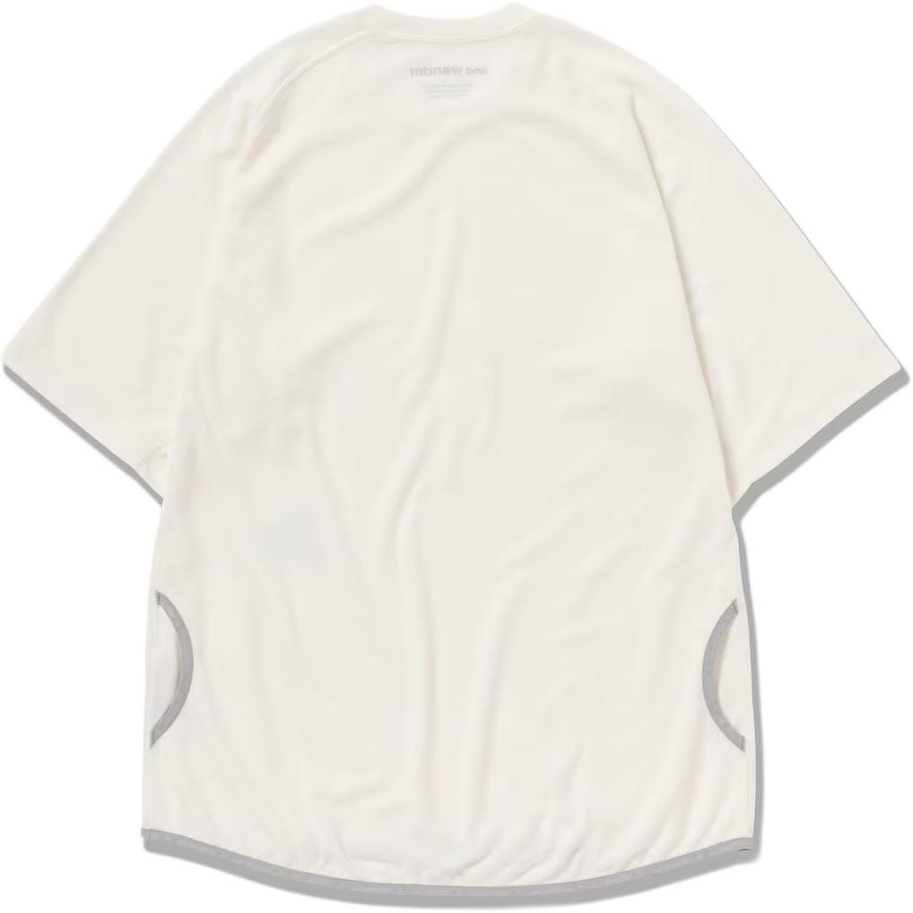 Lookbook and wander Baju T-Shirt Unisex Berlengan Pendek Leher Bulat Plain Knit 5744164135