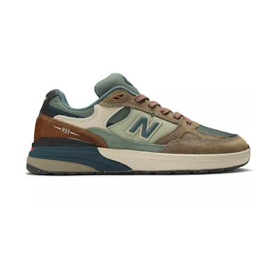 NB Andrew Reynolds 933 'Mushroom New Spruce'