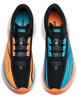 Anta安踏 骇浪 1氮科技 專業長距離 透氣輕便 低幫 跑步鞋 男款 藍橙黑 Lookbook Anta安踏 骇浪 1氮科技 專業長距離 透氣輕便 低幫 跑步鞋 男款 藍橙黑