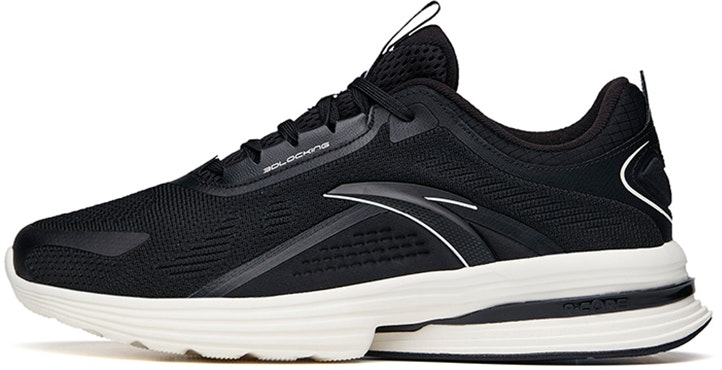 anta-a-core-black-white-112135516-1