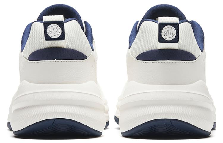 Shop Anta ACE Low 'Gading Hitam' 912338802-1