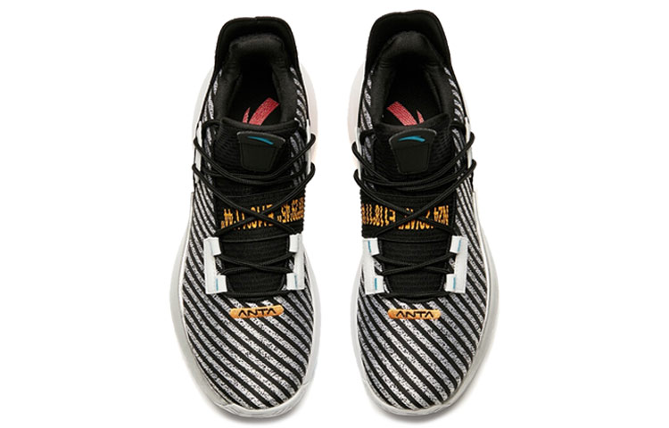 Lookbook Anta Air Space 2 Low 'Hitam Putih Emas' 112011606-9