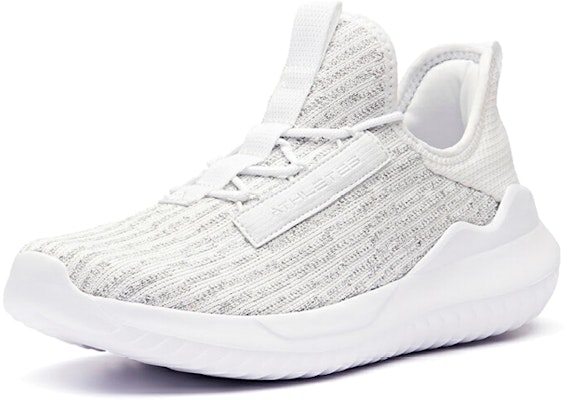 Anta安踏 生活系列 減震防滑耐磨 低幫 運動休閒鞋 安踏白 Order Anta安踏 生活系列 減震防滑耐磨 低幫 運動休閒鞋 安踏白