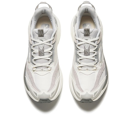 Anta AT957 Low 'Putih Kelabu Perak' 912415596-1 Lookbook Anta AT957 Low 'Putih Kelabu Perak' 912415596-1