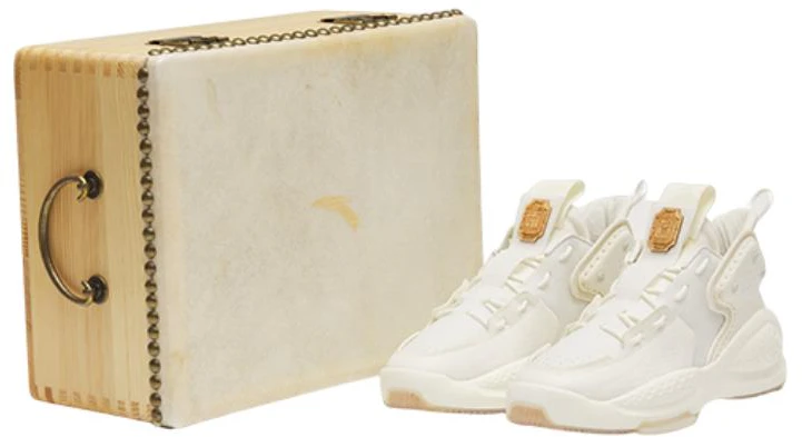 anta-ba-da-heluo-dagou-white-yellow-112238080-s-1