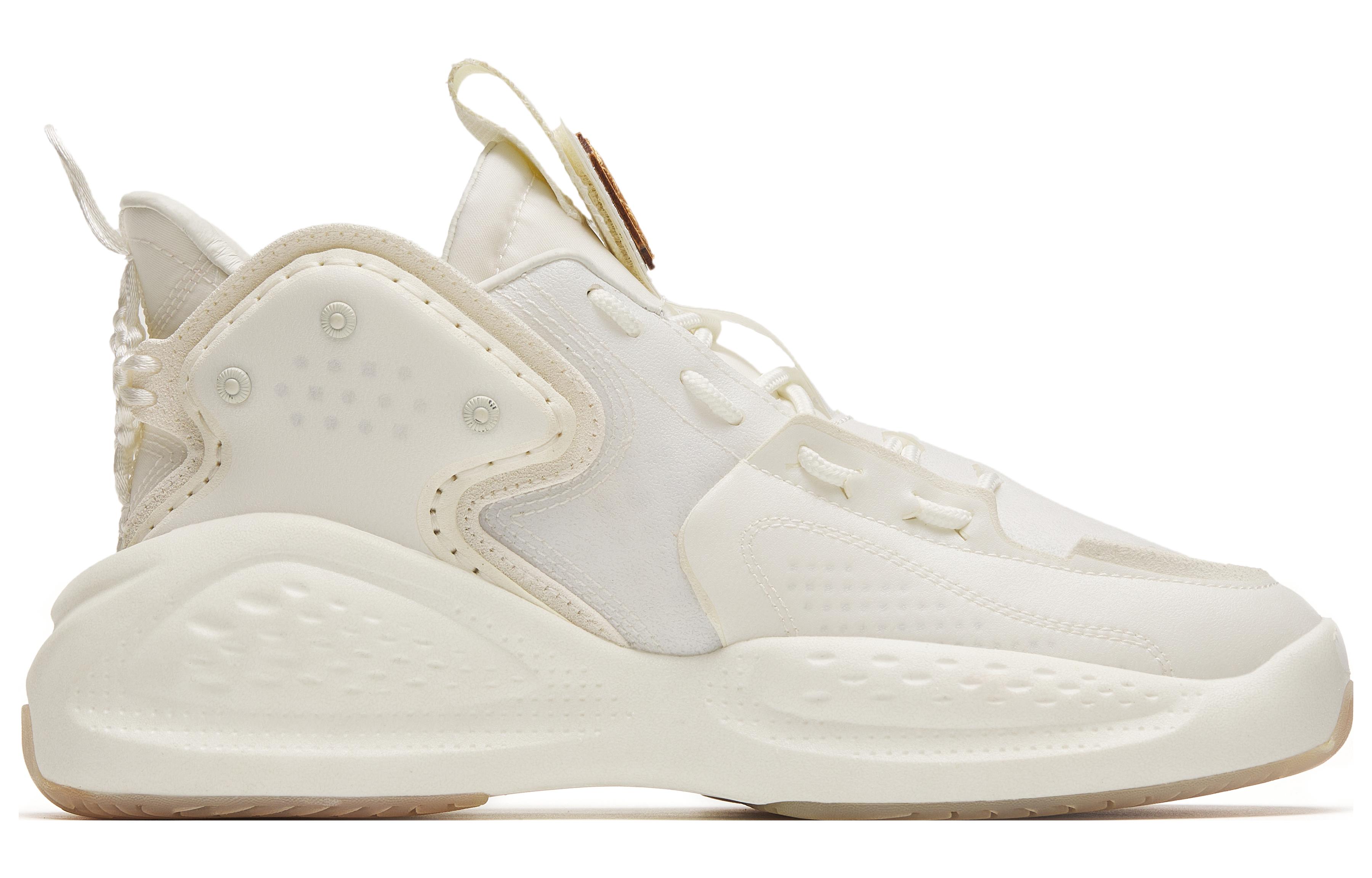 Lookbook 安踏霸道「河洛大鼓 白黄」(Anta Badào Heruo Dàgǔ Shiroki) 112238080S-1