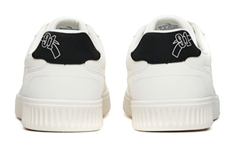 Purchase Zapatillas Anta Básicas de Skateboarding 'Blanco Negro' 112138064-1