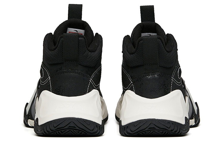 Shop Anta安踏 籃球系列 耐磨防滑 中筒 籃球鞋 男款 黑白