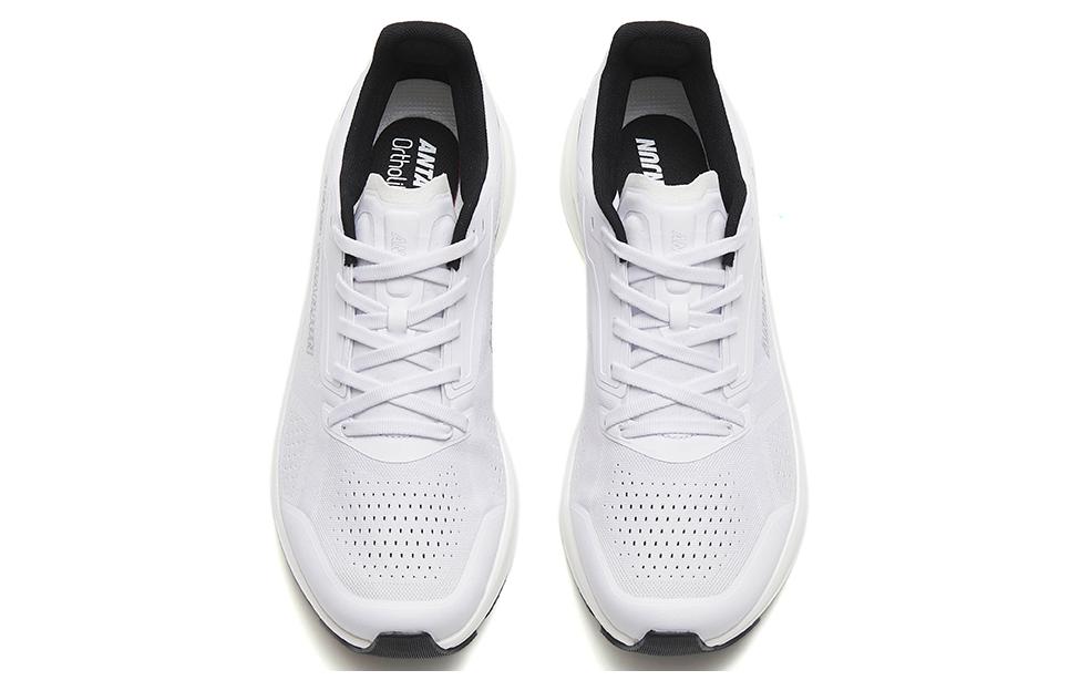 Lookbook アンタ ブレイズNテック 白/銀黒 112245510A-1