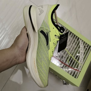 安踏C202GT跑鞋氮科技碳板專業競速馬拉松運動鞋男 Buy 安踏C202GT跑鞋氮科技碳板專業競速馬拉松運動鞋男