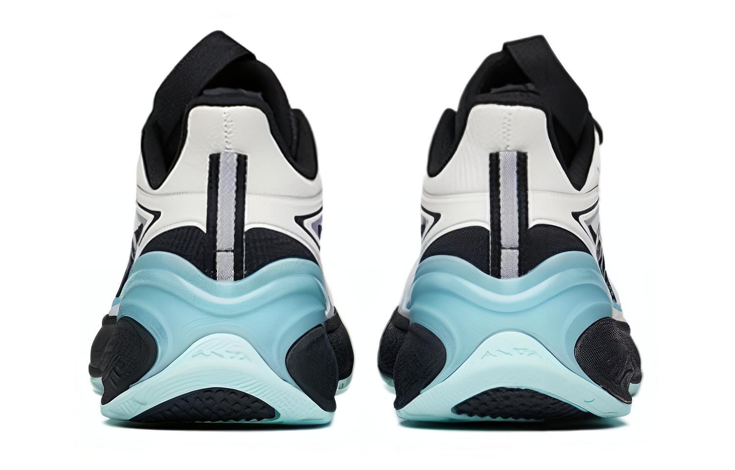 Lookbook 安踏 C37 2.0 '白色黑色蓝色' 112135537R-6