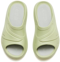 安踏 C37 绿色拖鞋 112338511-4 Lookbook 安踏 C37 绿色拖鞋 112338511-4