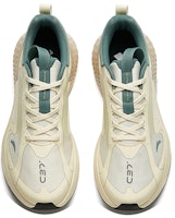 Anta安踏 C37+ 減震防滑耐磨 低筒 跑步鞋 白綠 Lookbook Anta安踏 C37+ 減震防滑耐磨 低筒 跑步鞋 白綠