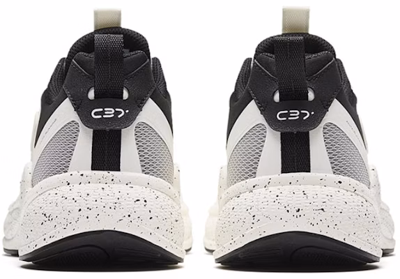 Anta安踏 C37+ V2 耐磨防滑 低筒 跑步鞋 男款 黑白 Shop Anta安踏 C37+ V2 耐磨防滑 低筒 跑步鞋 男款 黑白