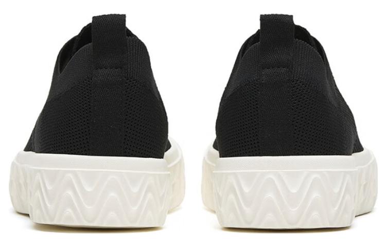 Shop Anta Canvas Low 'Hitam Putih' 912328092-4