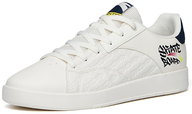 Anta Life Siri Sneakers 'Putih Hitam' 112228061-4 Lookbook Anta Life Siri Sneakers 'Putih Hitam' 112228061-4