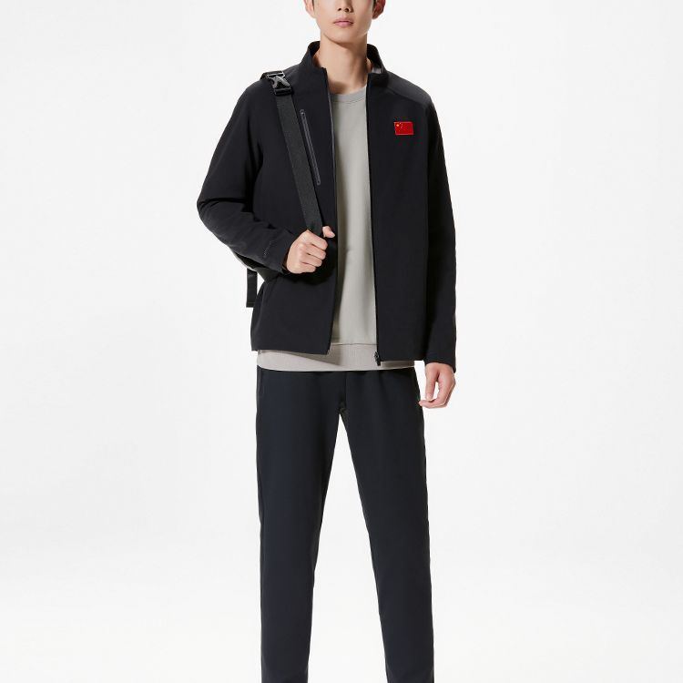 Lookbook 安踏冠軍款全天候拉鍊羊毛外套 基本黑 152340615-3