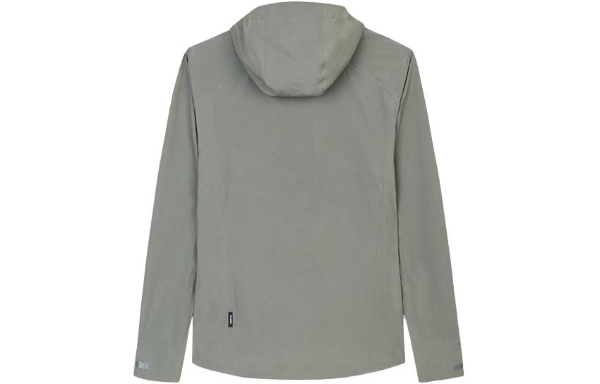 Lookbook 安踏冠军全季防水防晒连帽夹克 - 天青色 152420604-2