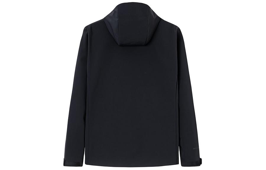 Lookbook 安踏Champion全天候連帽外套 基本黑色. 152410602-3