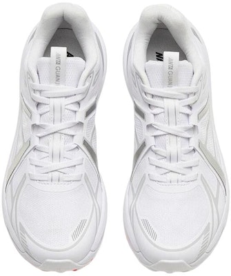 Kasut Larian Anta Champion 'Putih Perak' 112315660A-1 Lookbook Kasut Larian Anta Champion 'Putih Perak' 112315660A-1