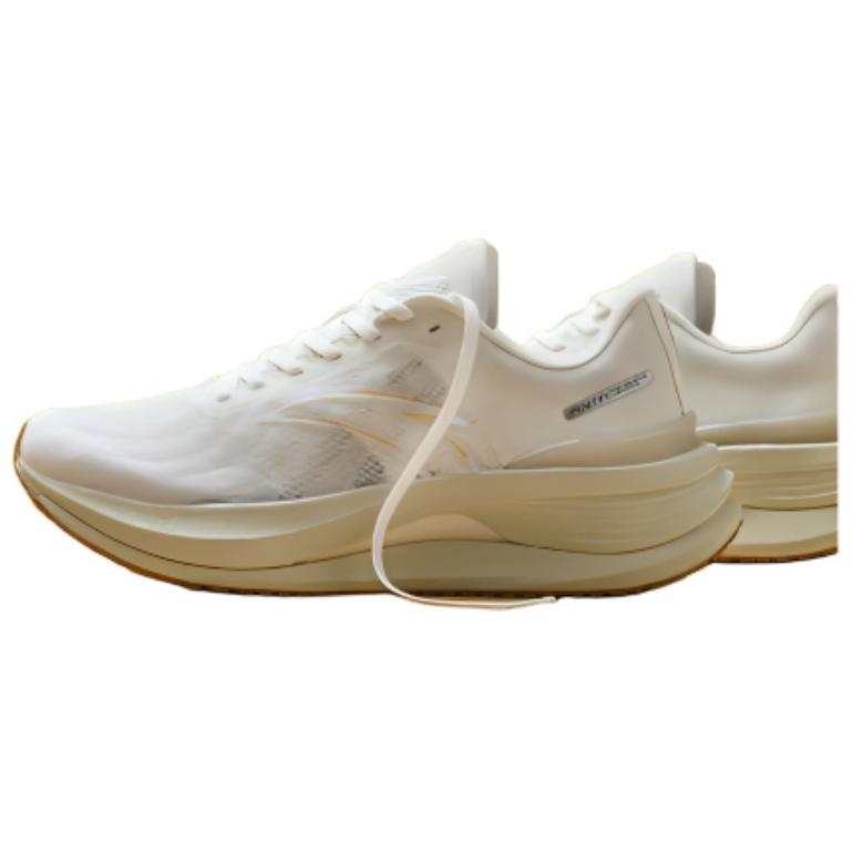 Shop 安踏冠军跑鞋“白色” 112425561-6