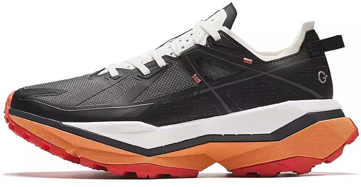 anta-champion-series-low-black-white-112416602-a-1