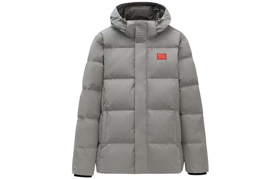 Order Anta Champion Serie Chaqueta de Pluma con Capucha y Cremallera Color Sólido. 152350902-3