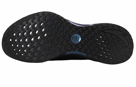 Anta Chuang 3.0 'Hitam Biru' 112245580S-12 Purchase Anta Chuang 3.0 'Hitam Biru' 112245580S-12