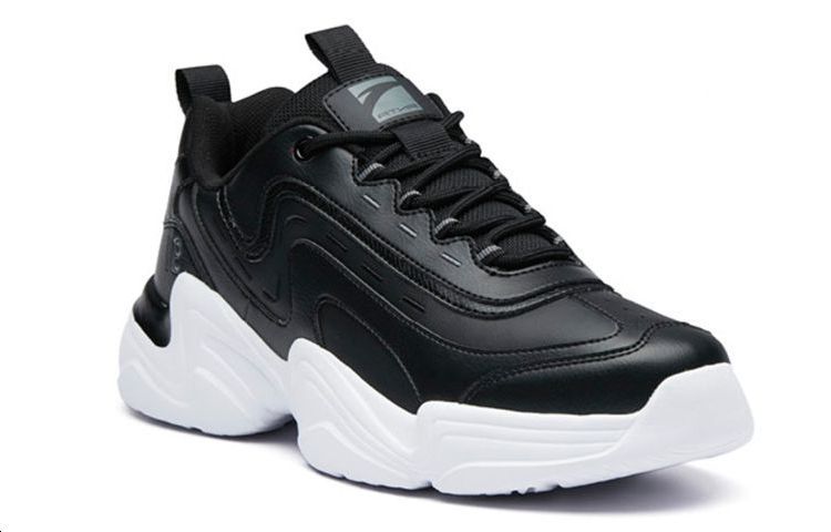 Shop Anta安踏 防滑耐磨 低筒 爸爸鞋 黑色