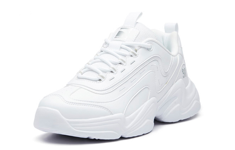 Lookbook Anta安踏 經典款 厚底潮流老爹鞋 白色