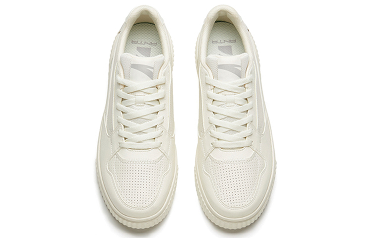 Shop Anta Classic Sepatu Kasual Low-Top 'Putih' 112238062-1