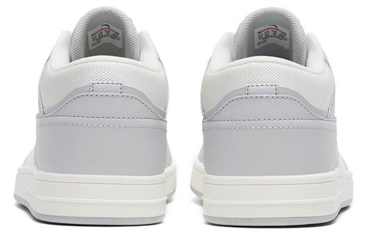 Shop アンタ クラシック ロー "グレーホワイト" 112318057-2