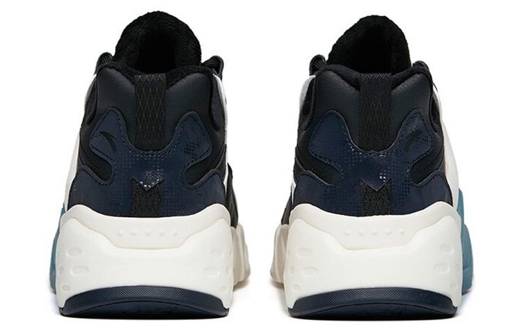 Shop 安踏魔方 '拒绝平庸 黑白橙' 112148808-6