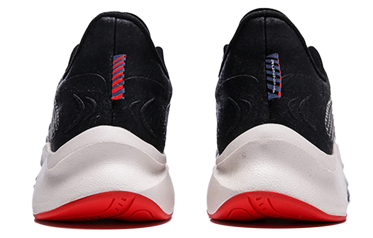 Shop 安踏Edge低幫跑步鞋 男款 藍黑