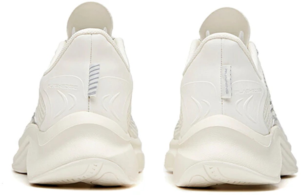 Anta安踏 Edge 低筒 跑步鞋 男款 白銀 Purchase Anta安踏 Edge 低筒 跑步鞋 男款 白銀