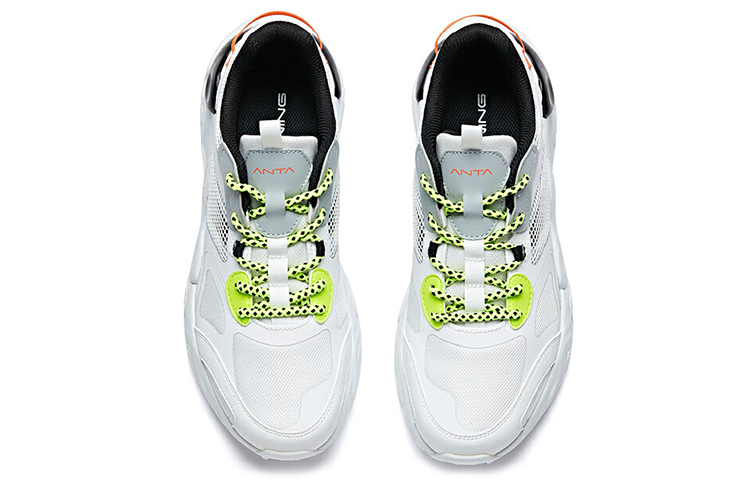 Shop Anta Flash Low 'White Trail Runner' 912015581-1