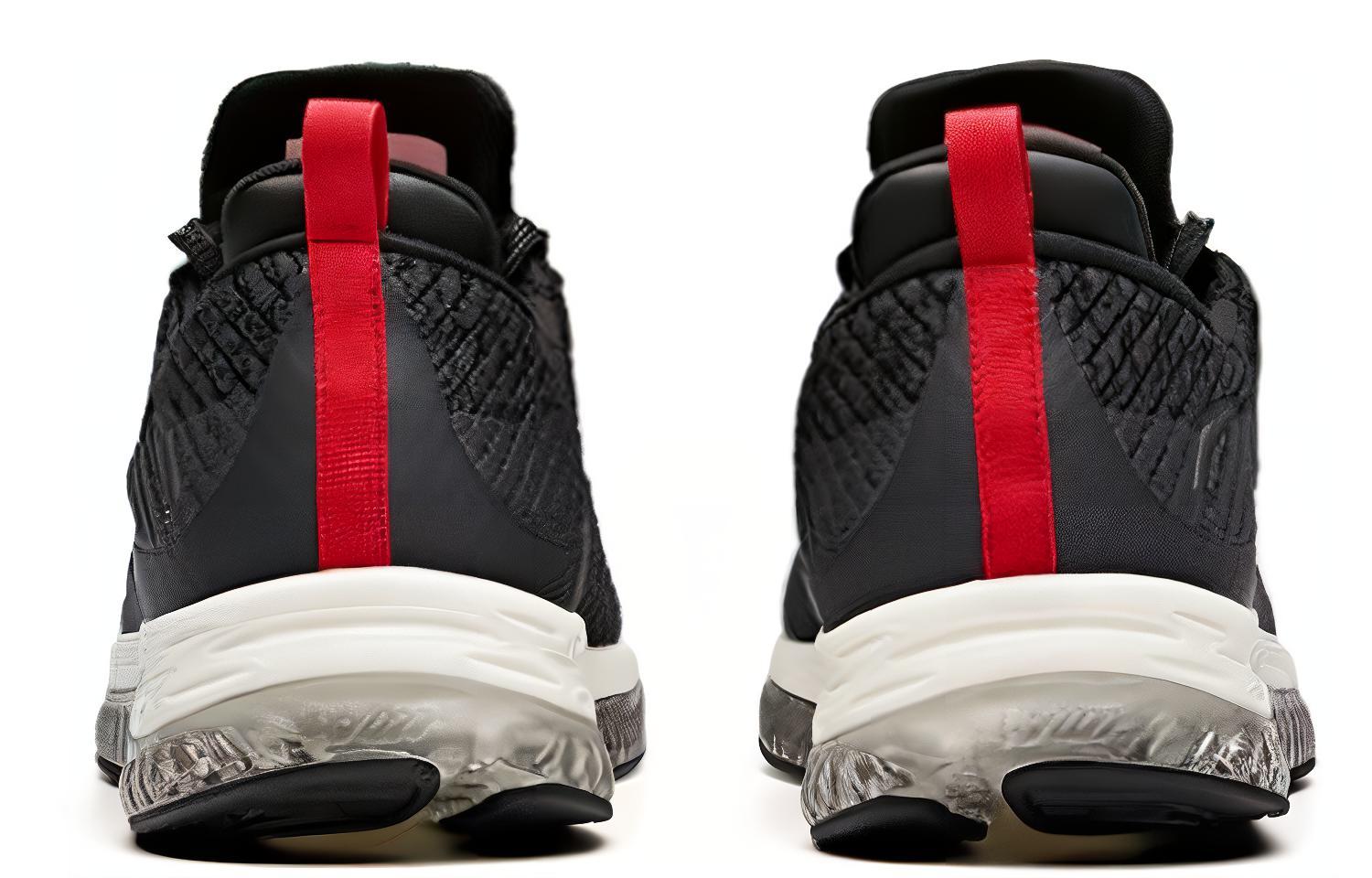 Shop Anta Flashfoam ''Schwarz Rot'' 11845501-1